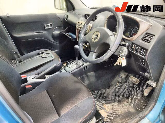 DAIHATSU TERIOS KID