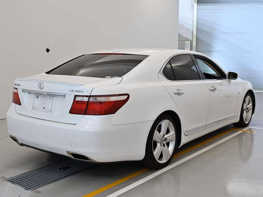 LEXUS LS460