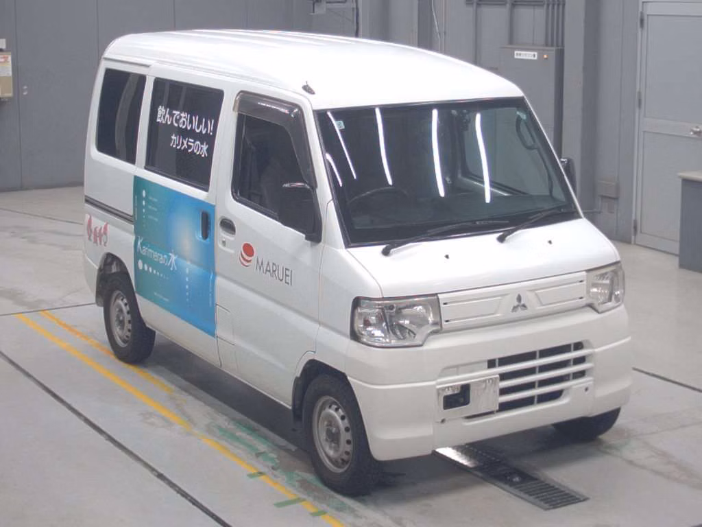 MITSUBISHI MINICAB