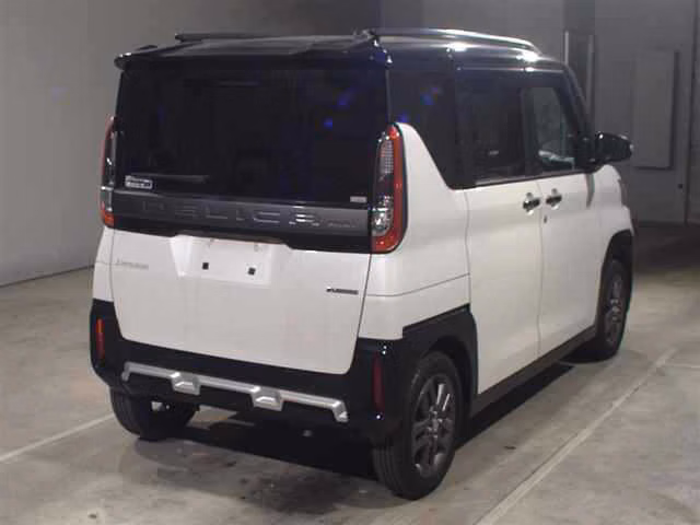 MITSUBISHI DELICA MINI