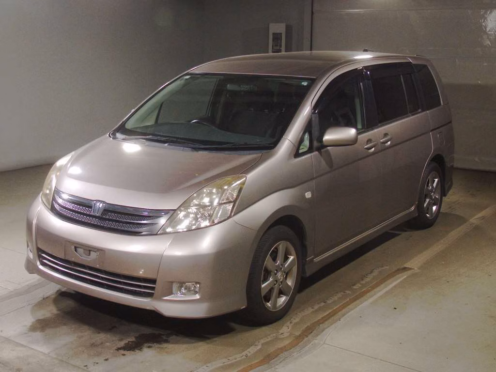 TOYOTA ISIS