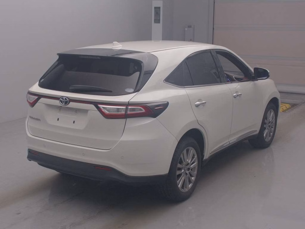 TOYOTA HARRIER