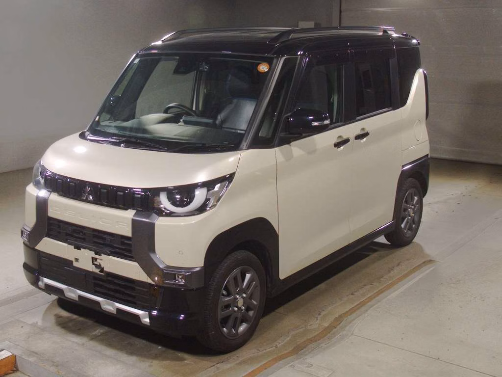 MITSUBISHI DELICA MINI