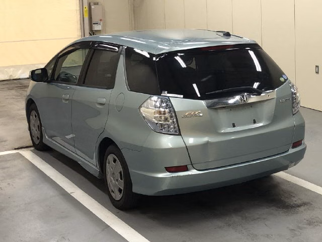 HONDA FIT SHUTTLE
