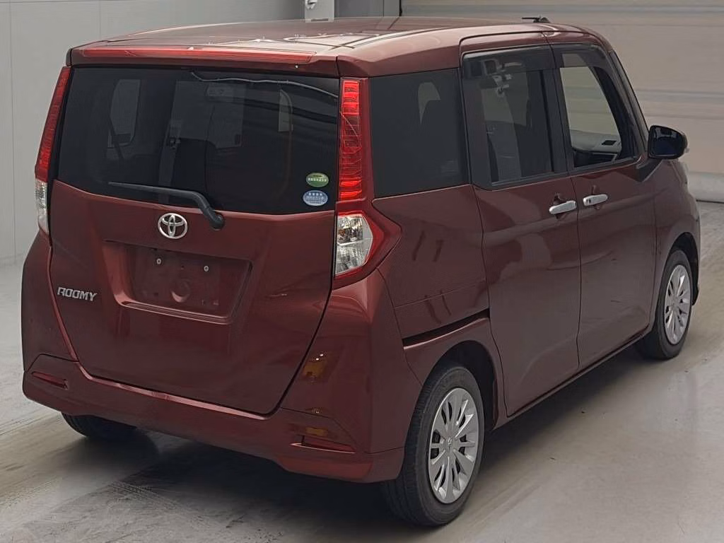 TOYOTA ROOMY