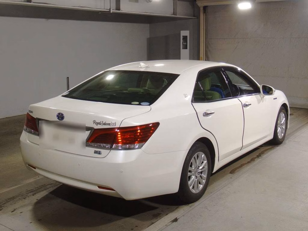 TOYOTA CROWN