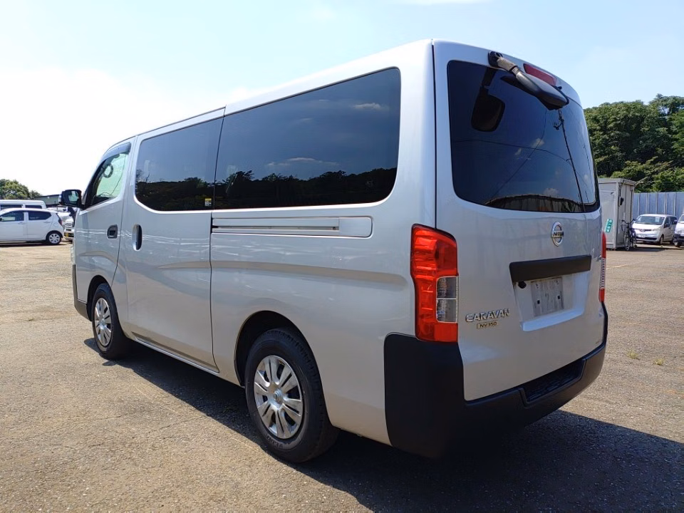 NISSAN NV350 CARAVAN