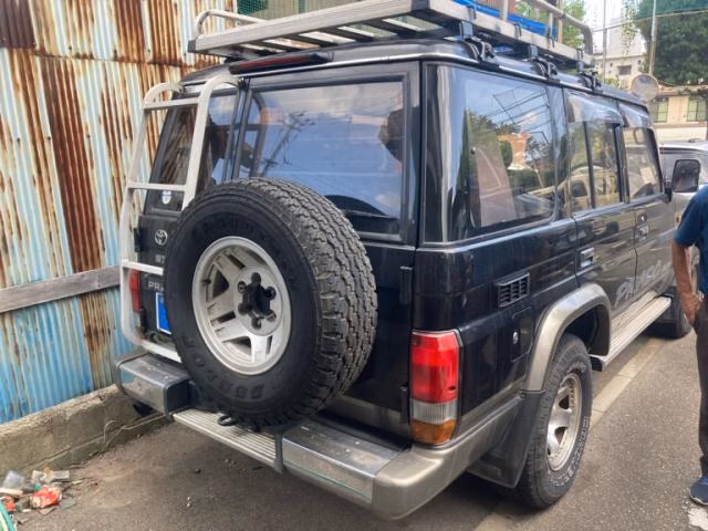 TOYOTA LAND CRUISER PRADO