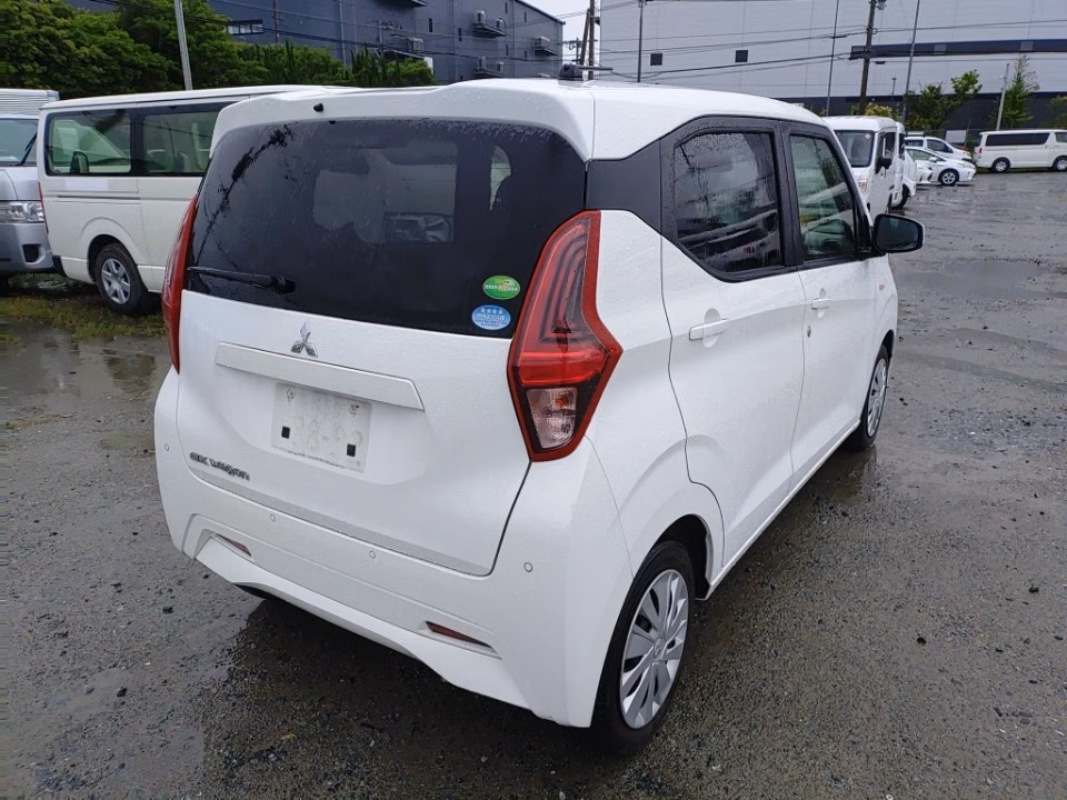 MITSUBISHI EK WAGON