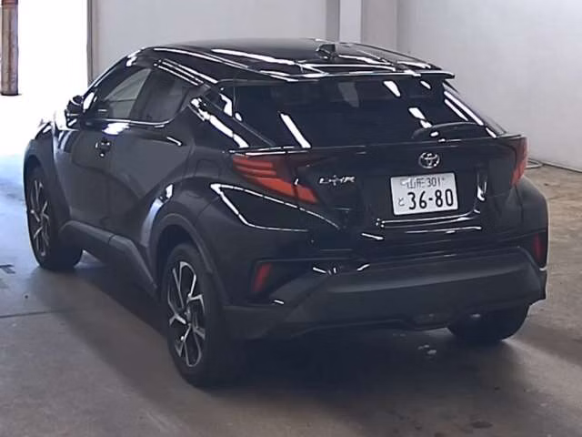 TOYOTA C-HR