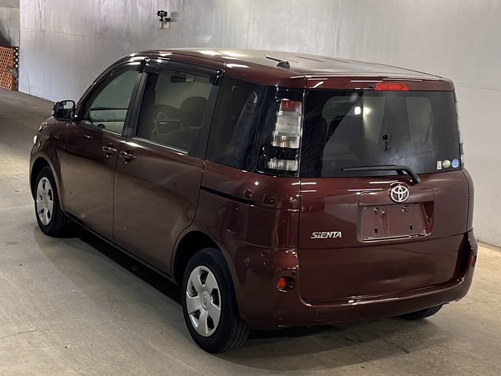 TOYOTA SIENTA