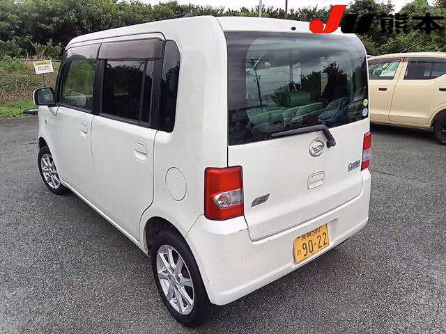 DAIHATSU MOVE CONTE