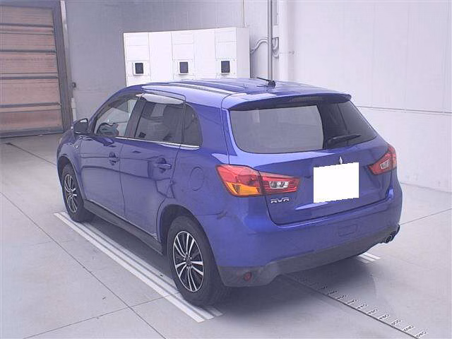MITSUBISHI RVR
