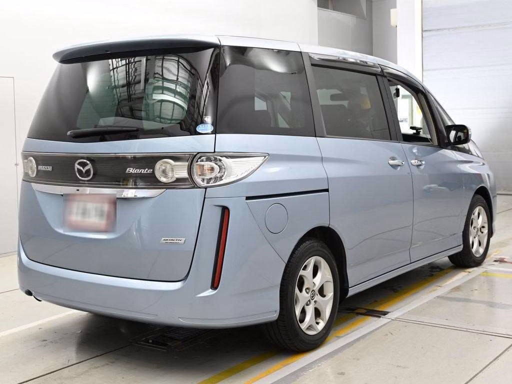 MAZDA BIANTE