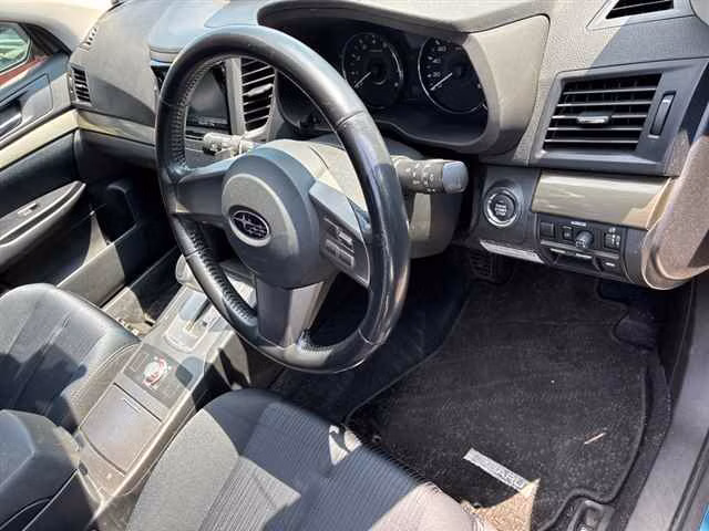 SUBARU LEGACY