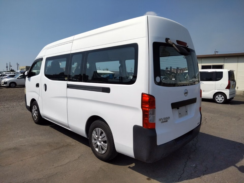 NISSAN NV350 CARAVAN