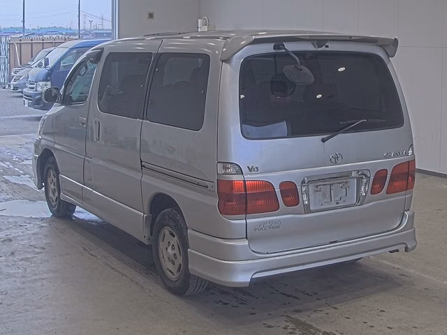TOYOTA GRANVIA