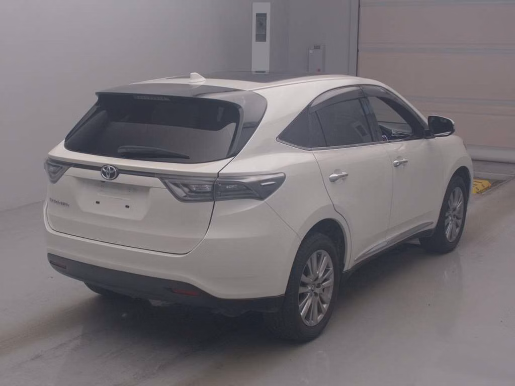 TOYOTA HARRIER
