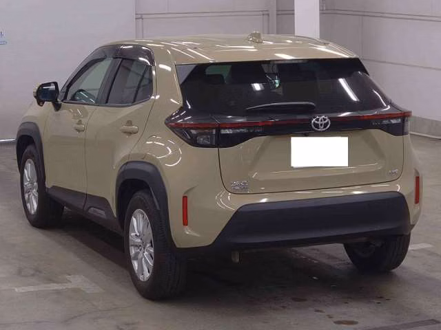 TOYOTA YARIS CROSS