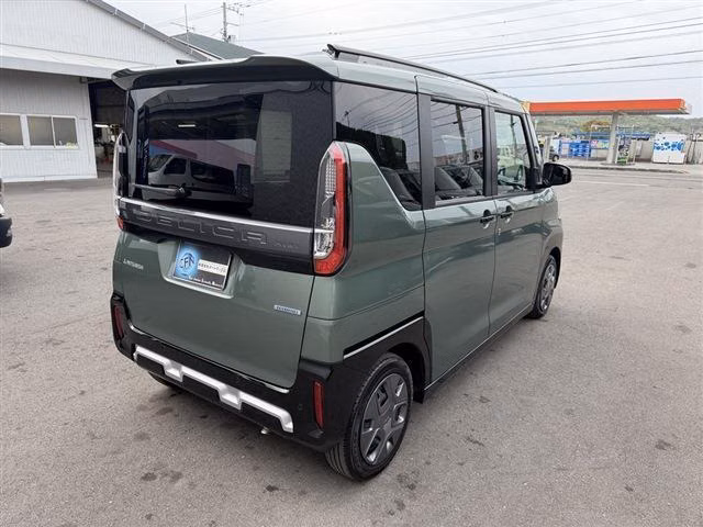 MITSUBISHI DELICA MINI