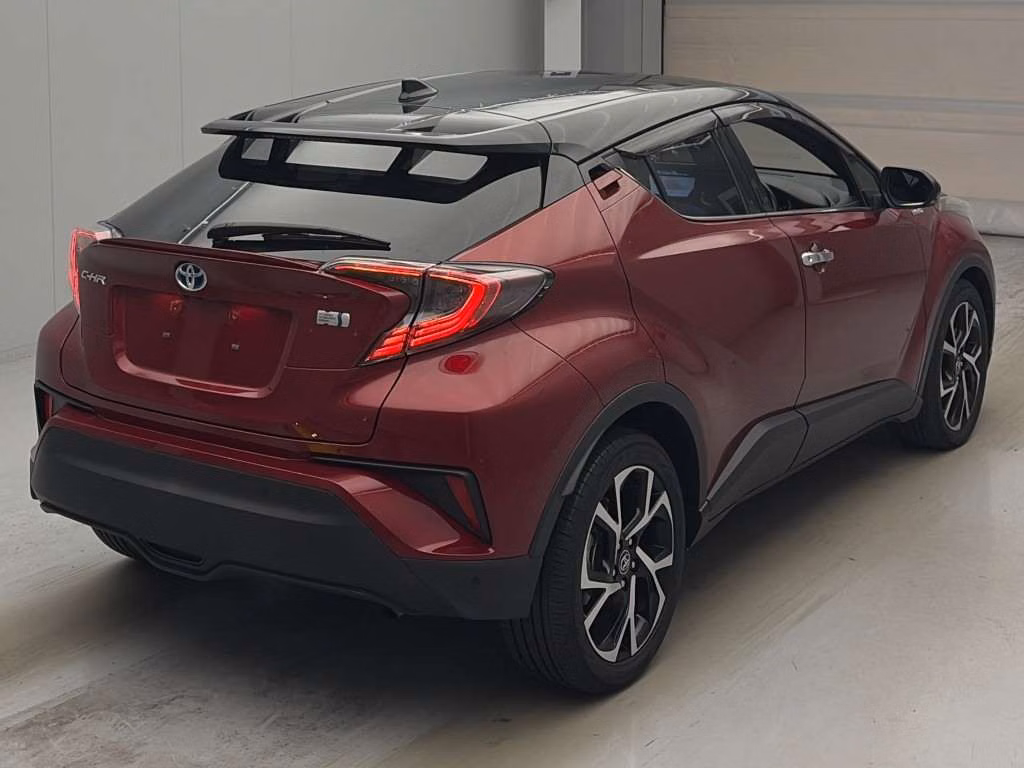TOYOTA C-HR