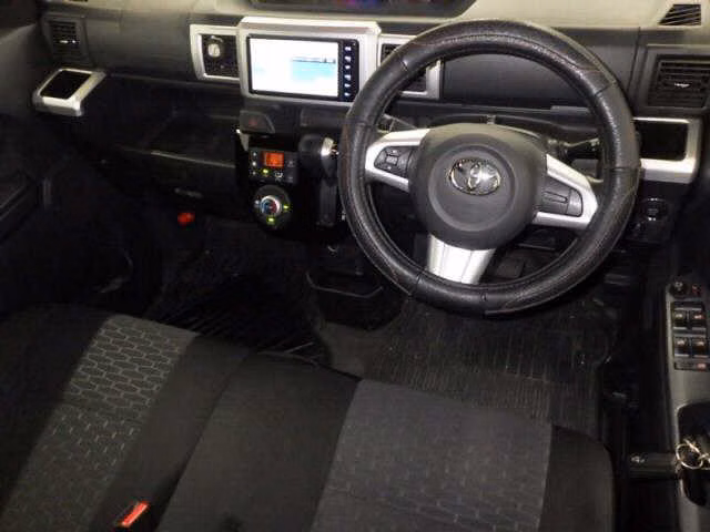 TOYOTA PIXIS MEGA