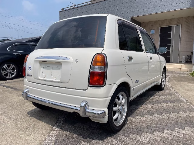 DAIHATSU MIRA GINO