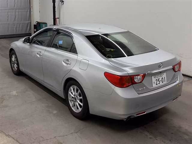 TOYOTA MARK X