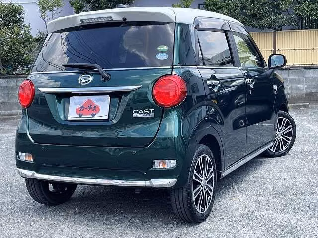 DAIHATSU CAST