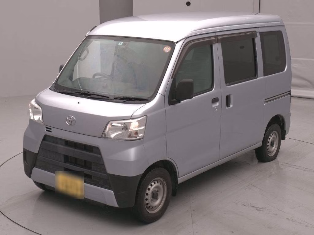 TOYOTA PIXIS VAN