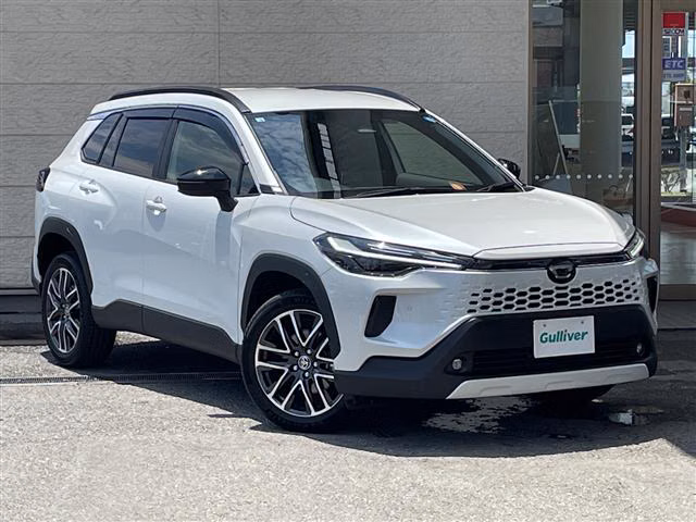 TOYOTA COROLLA CROSS