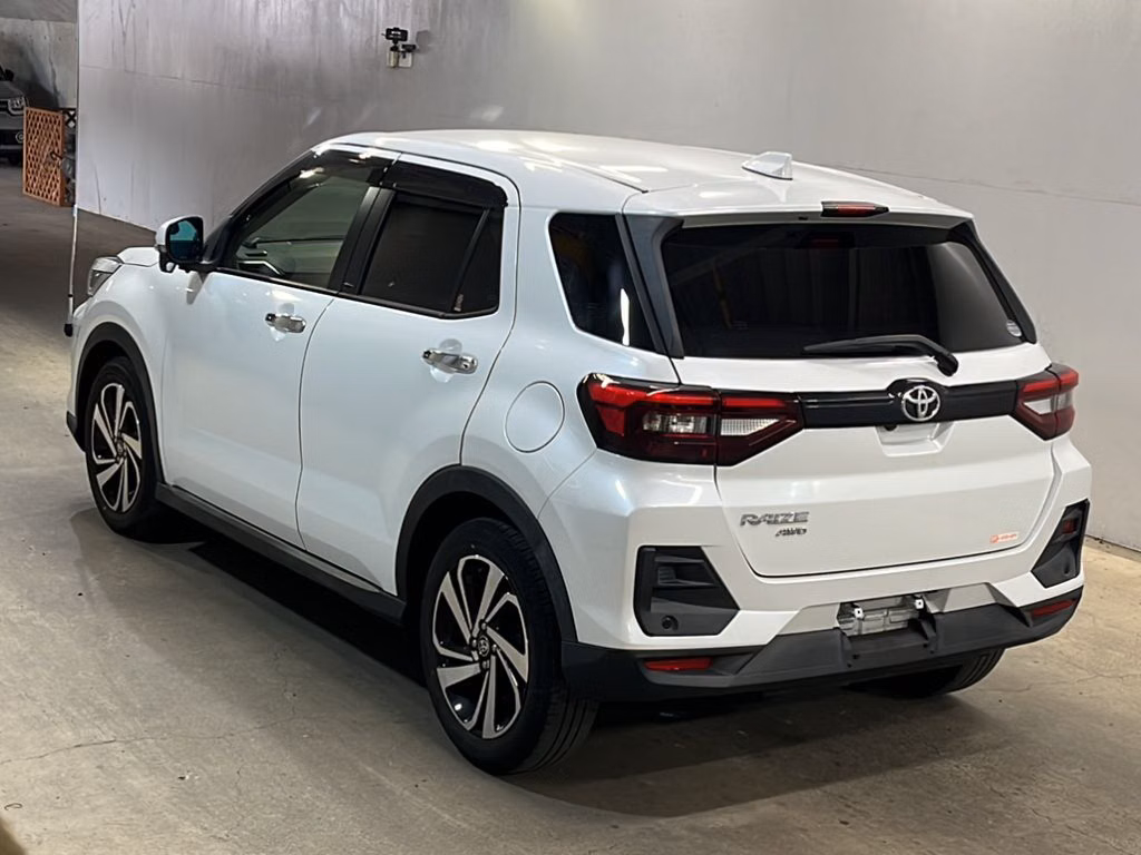 TOYOTA RAIZE