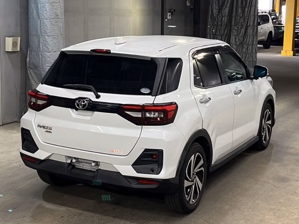 TOYOTA RAIZE