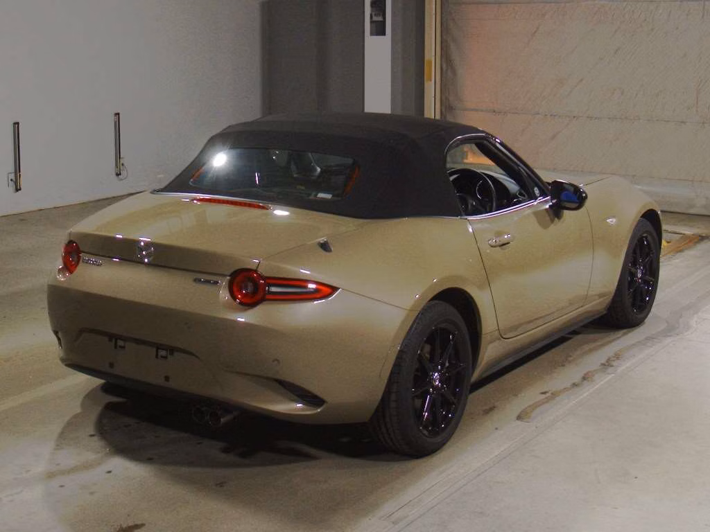 MAZDA ROADSTER