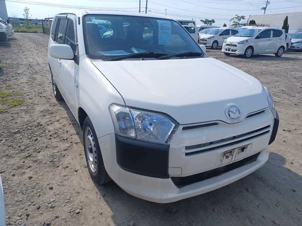 MAZDA FAMILIA