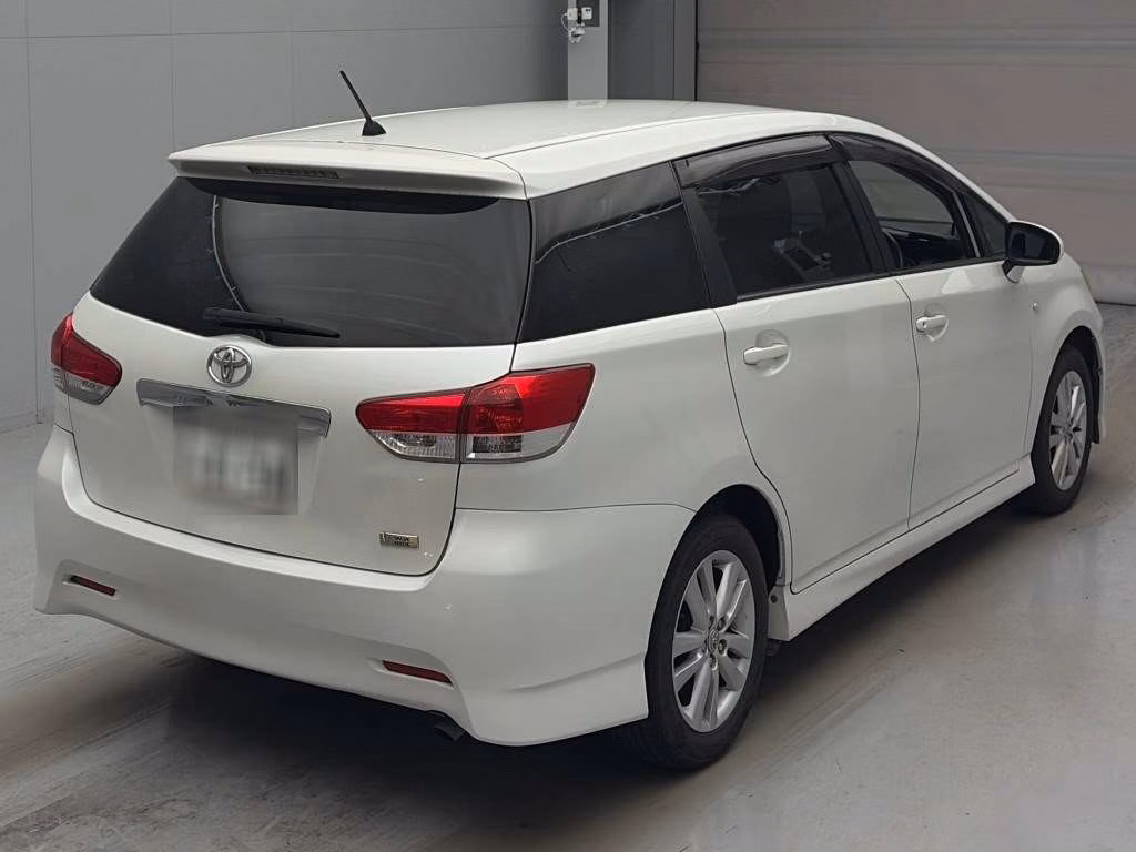TOYOTA WISH