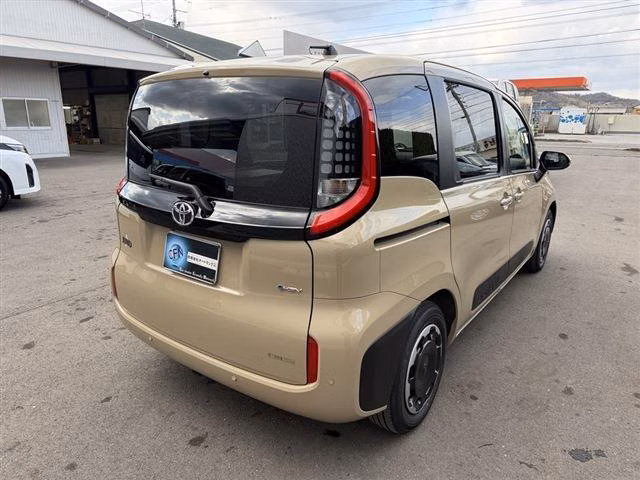 TOYOTA SIENTA