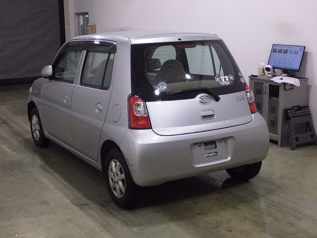 DAIHATSU ESSE