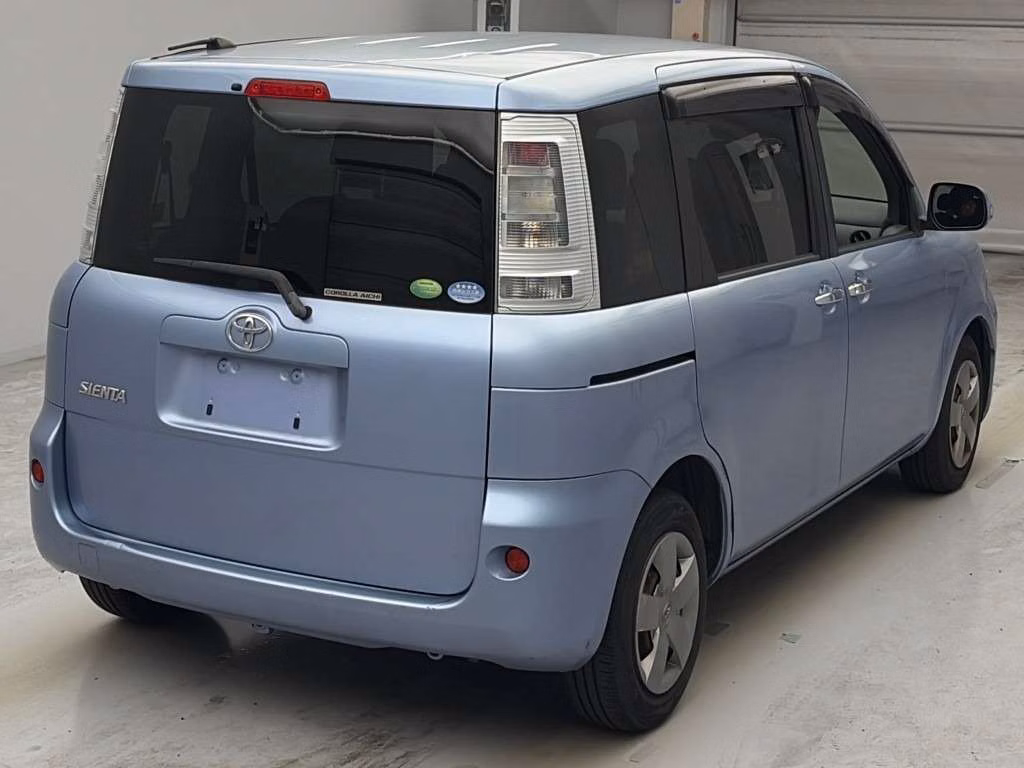 TOYOTA SIENTA