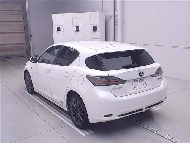 LEXUS CT200H