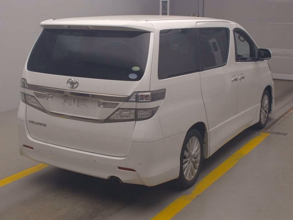 TOYOTA VELLFIRE