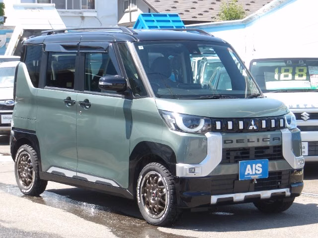 MITSUBISHI DELICA MINI