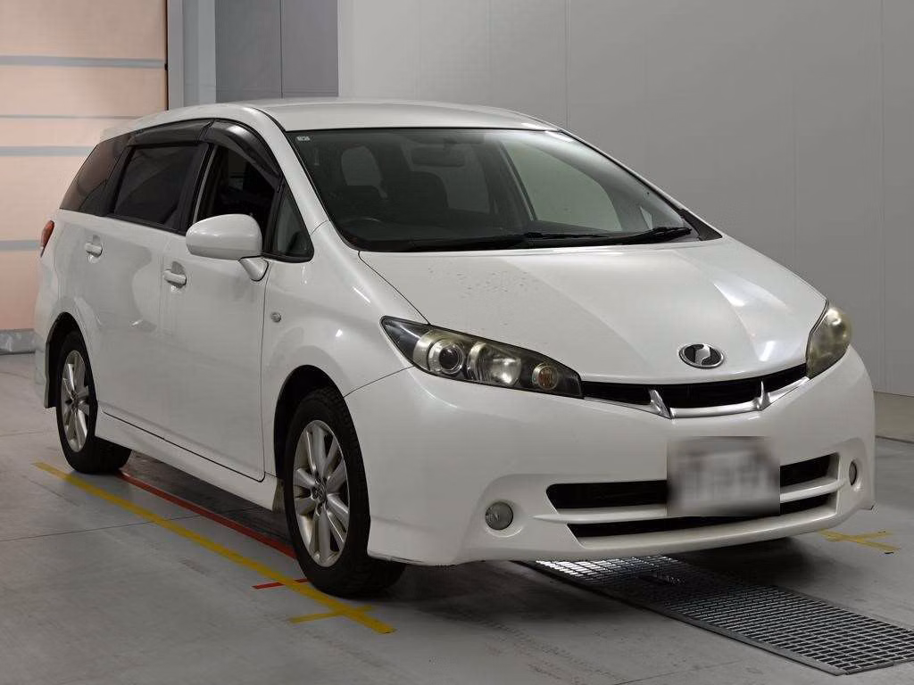 TOYOTA WISH