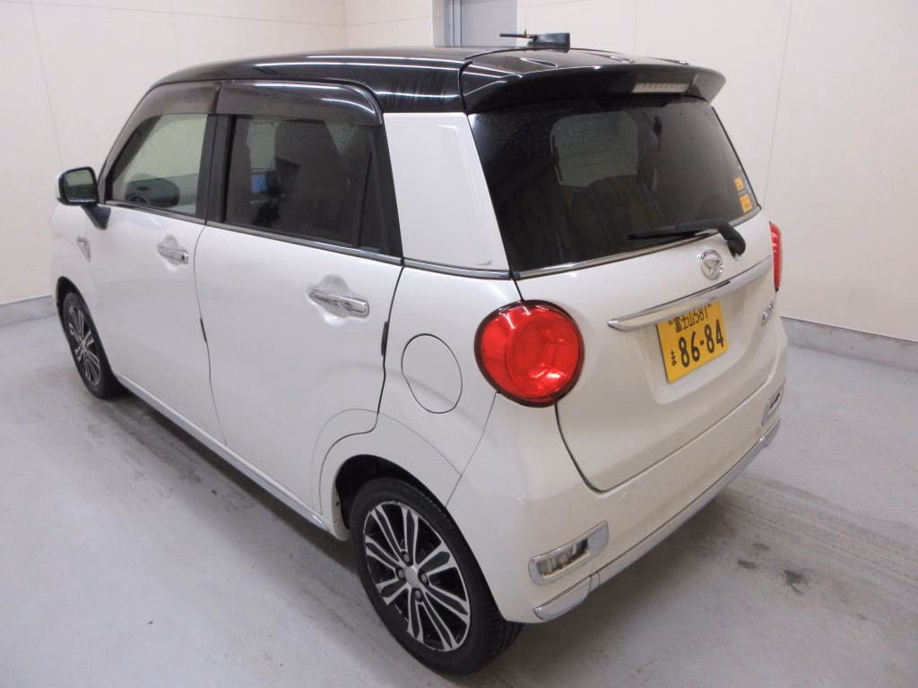 DAIHATSU CAST