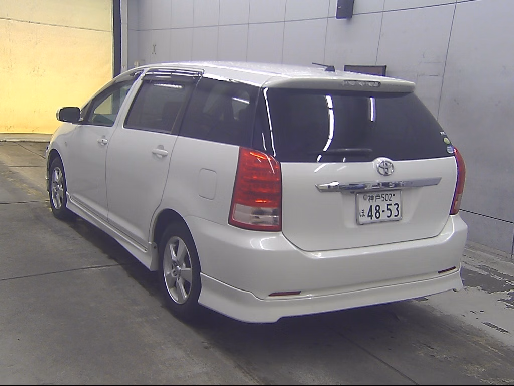 TOYOTA WISH