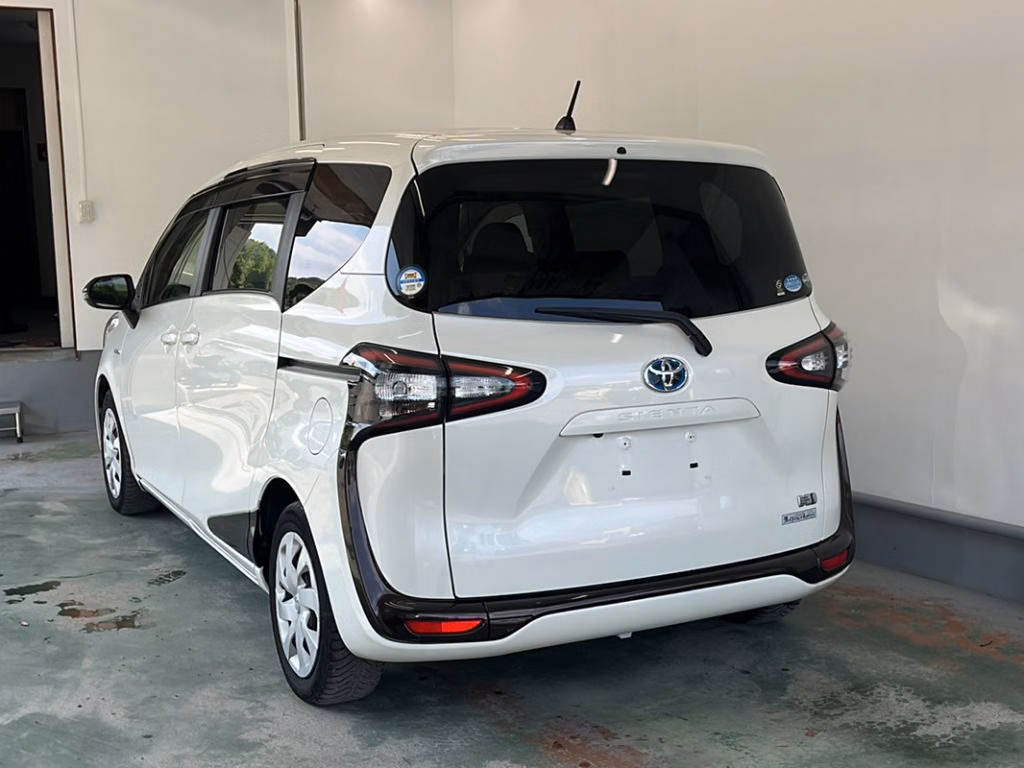 TOYOTA SIENTA