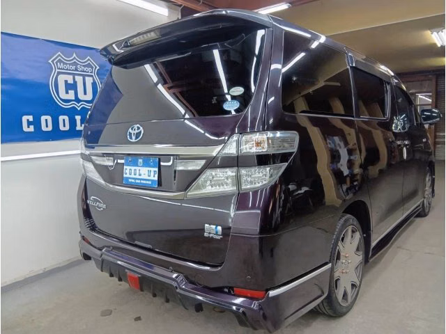 TOYOTA VELLFIRE