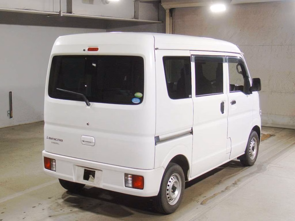 MITSUBISHI MINICAB