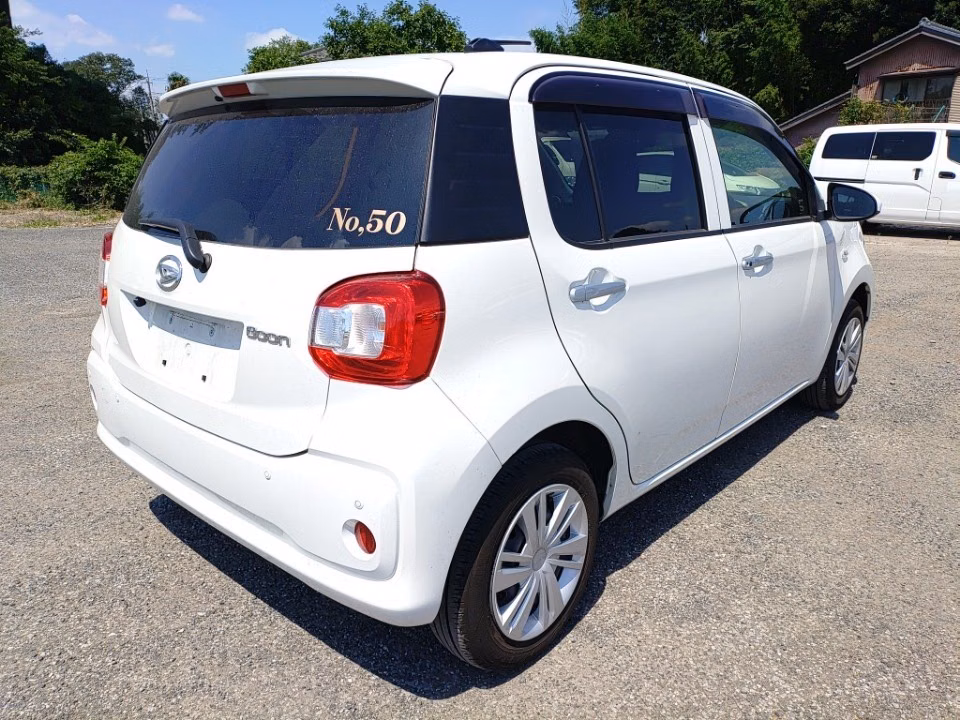 DAIHATSU BOON