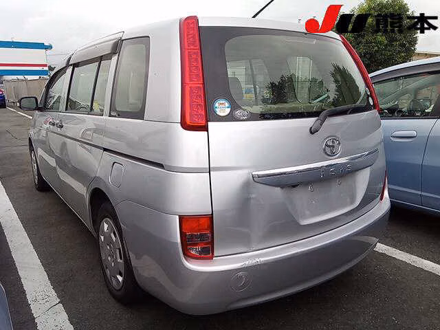 TOYOTA ISIS